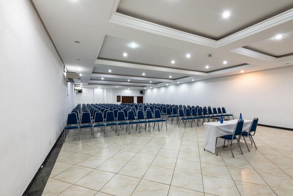 Hotel Guarany Águas de Lindóia Εξωτερικό φωτογραφία